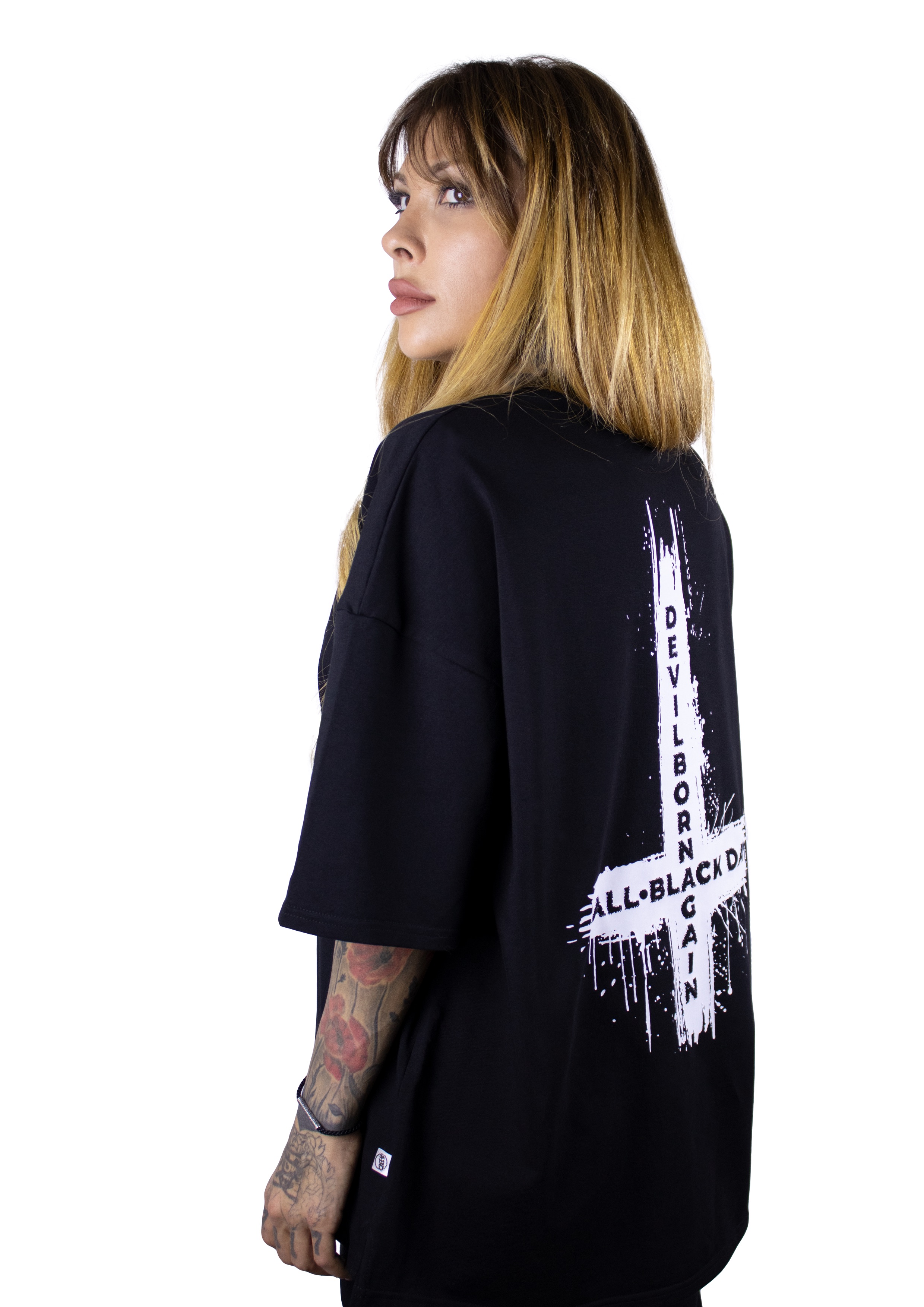Футболка оверсайз "Kreuze Back Black" женская