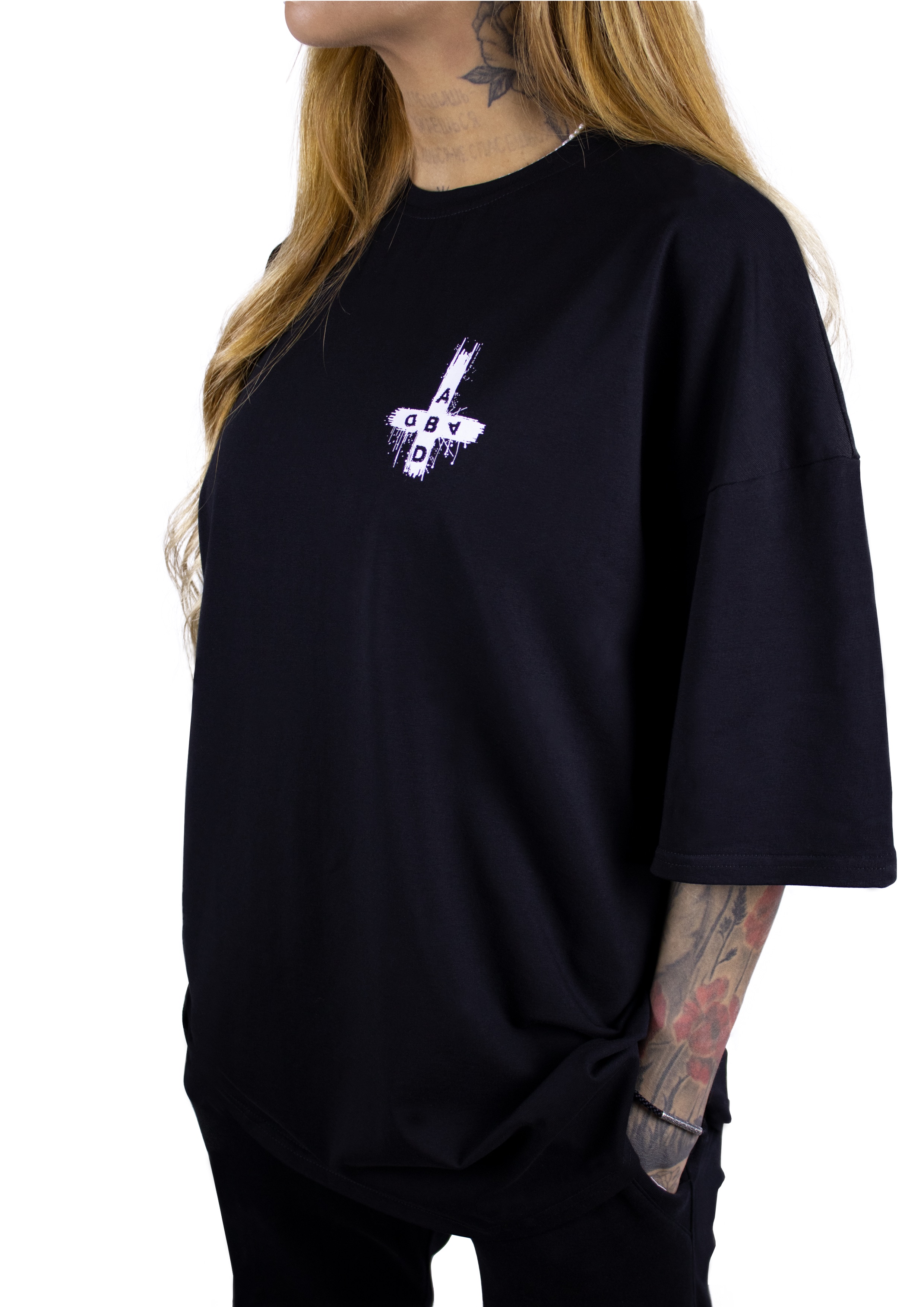 Футболка оверсайз "Kreuze Back Black" женская